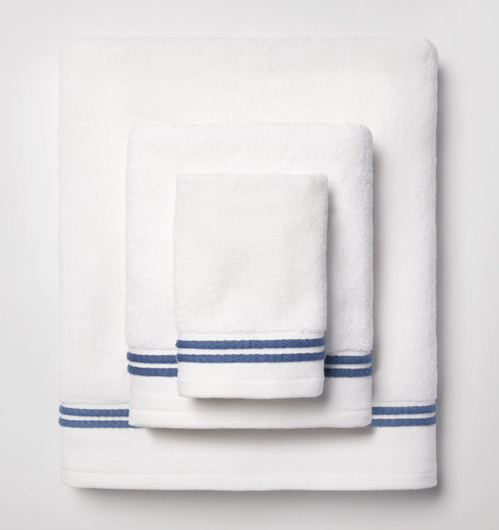 Aura Towel