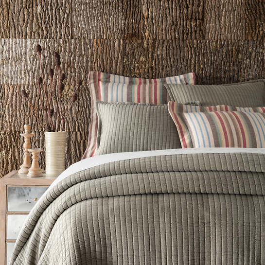 BOYFRIEND WHITE MATELASSÉ COVERLET