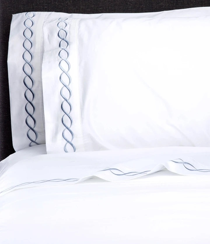 600 Thread Count Rope Embroidered Sheet Set